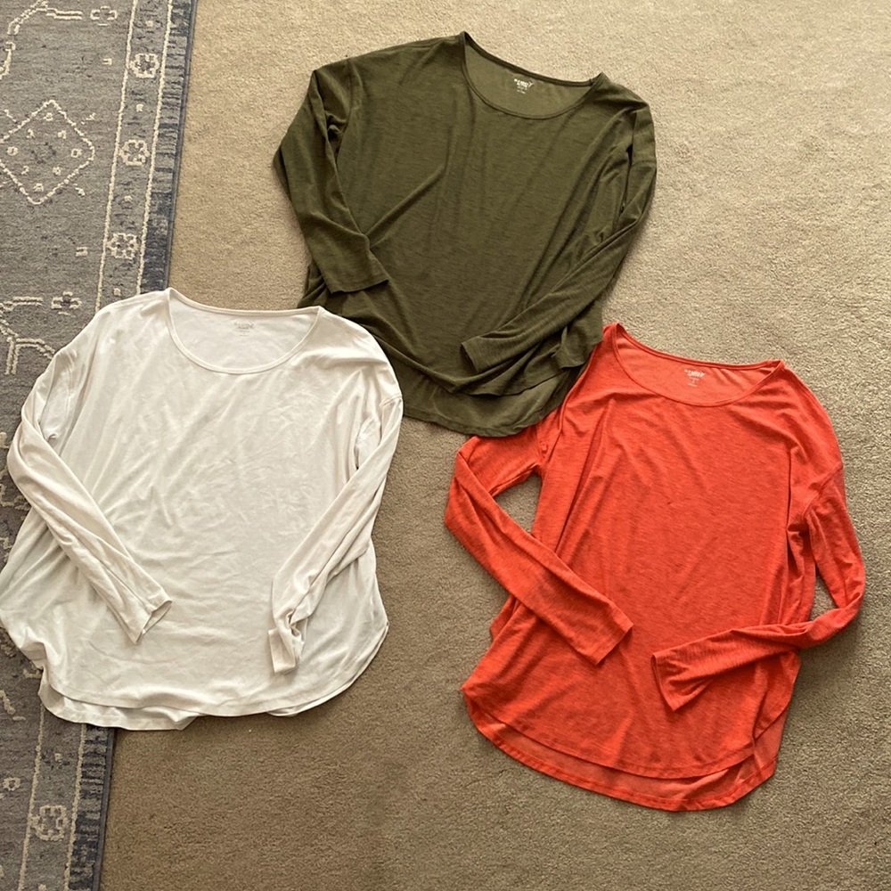 Old Navy active shirts